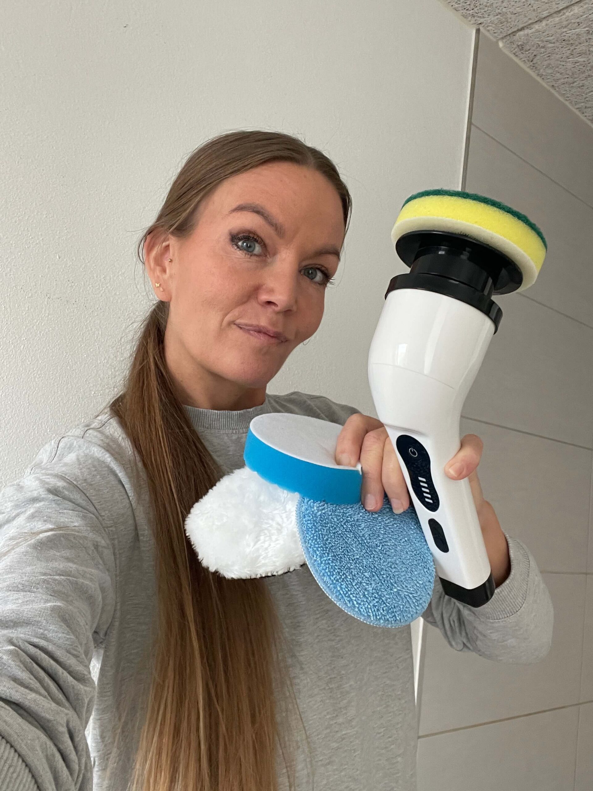 ugc creator chriz laver video content for easyclean